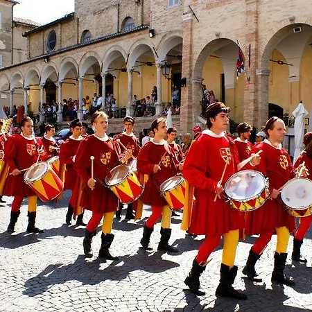 Appartamento Nelle Mura Del Castello *