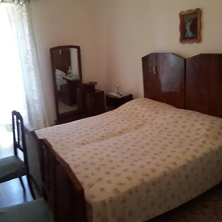 Nelle Mura Del Castello * Schifanoia (Terni)