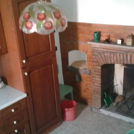 Daire Nelle Mura Del Castello Schifanoia (Terni)